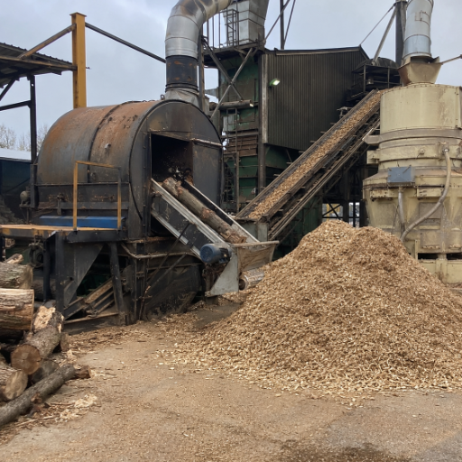 Stage 1–2: Preparing Raw Material by Chipping and Grinding